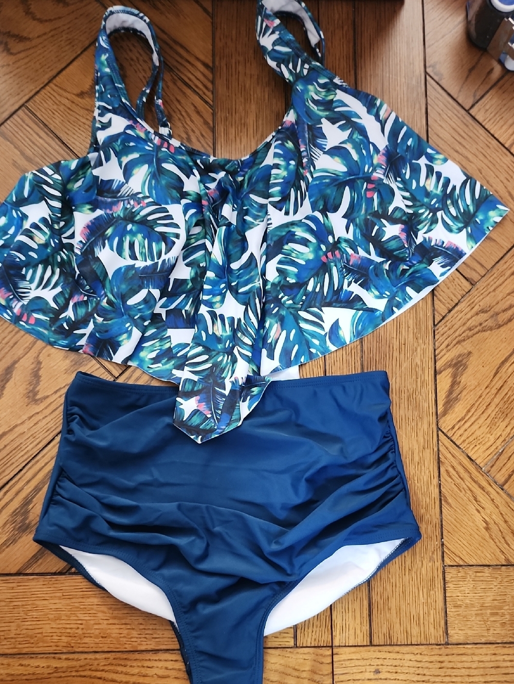 A4: Full coverage tropical bikini